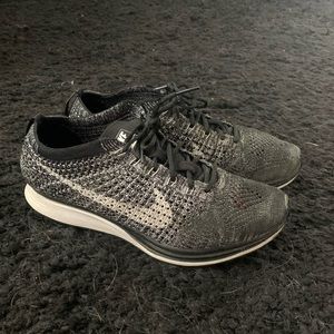 Nike flyknit racer